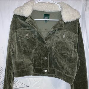 Army Green / Fluff jacket!